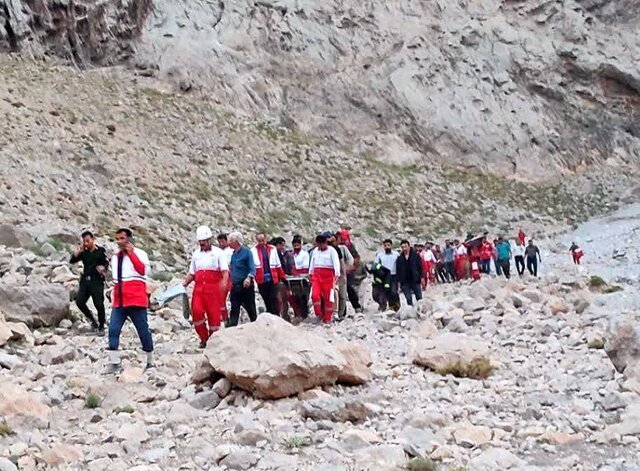 ۲ کشته و یک مجروح در پی ریزش یخچال طبیعی در گردنه بیژن کوه دنا