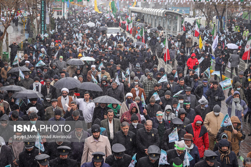 آماده باش ۷۰۰ امدادگر هلال احمر برای همایش پیاده‌روی منتظران ظهور